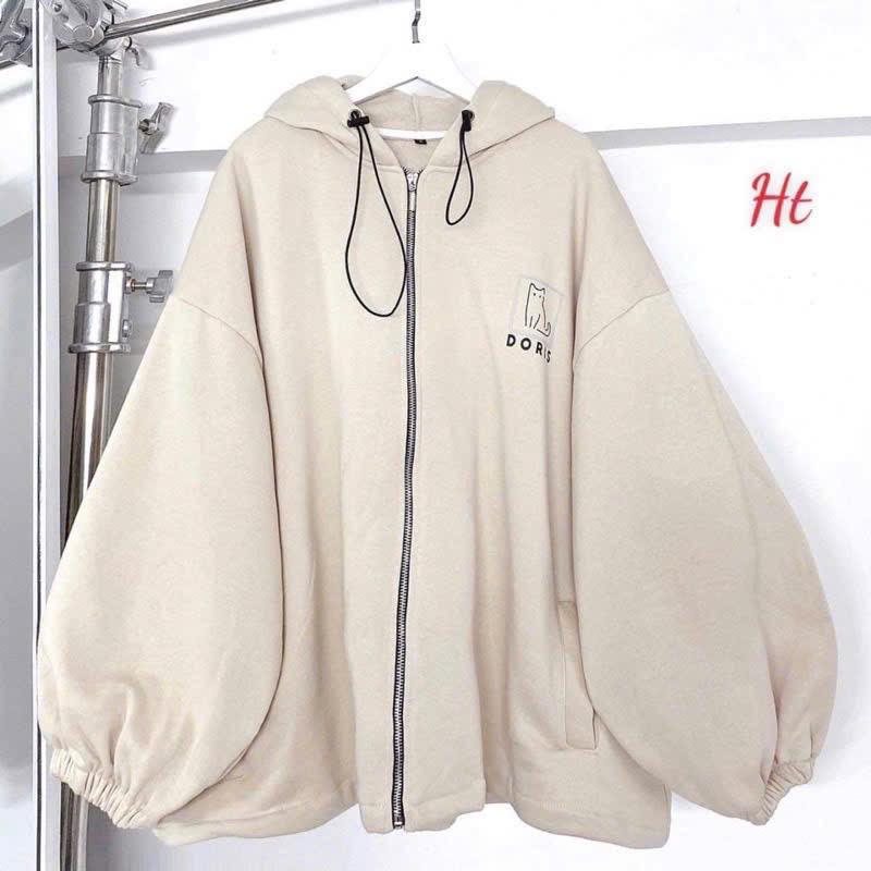 Product Introduction of Áo Khoác Nỉ Unisex Nam Nữ Form Rộng in DORRIS- Màu Đen áo  khoác  áo  hoodie  ko  mũ áo  hoodie  zip áo  khoác  nữ  hoodie  zip  dày  dặn áo  khoác  nữ  hoodie  zip  nỉ  chân  cua áo  khoác  2  sọc  ở  hai  bên  cánh  tay 33