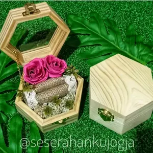 Kotak cincin kayu segi 6 Ring box hexagonal box cincin rustik wedding nikah engagement lamaran