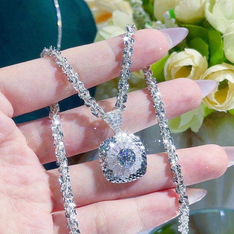 Dây chuyền xoắn vuông 4ly phối mặt vuông chạm Trang Sức - Nữ - Women