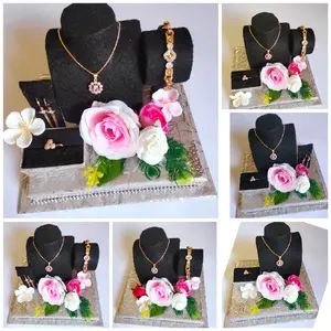 Tempat kotak mahar pernikahan seserahan kado gift tunangan