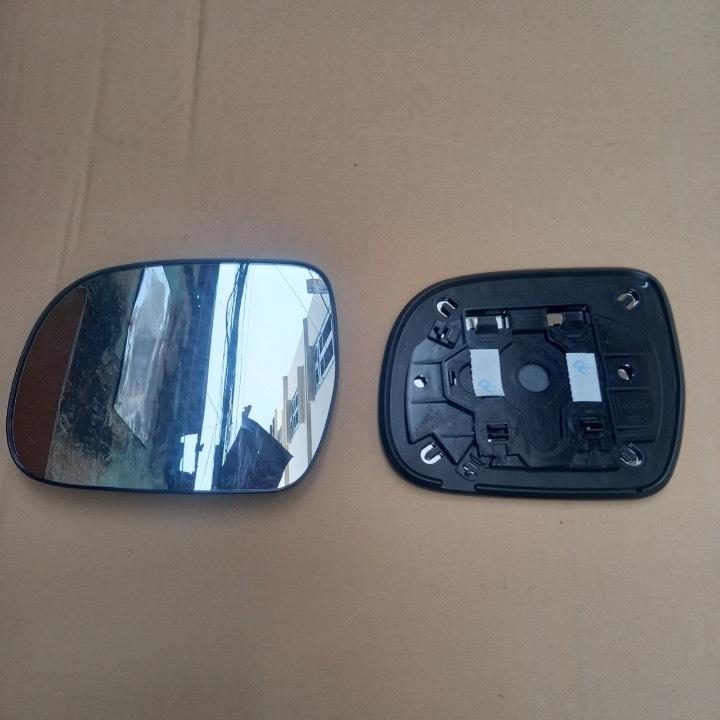 Tròng kính chiếu hậu Toyota Innova 2005 - 2011 1