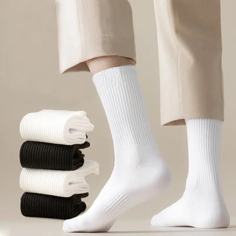 Quà tặng, thẻ bảo hành, tất tặng, thiệp cảm ơn, túi bọc giày không bán, chỉ tặng