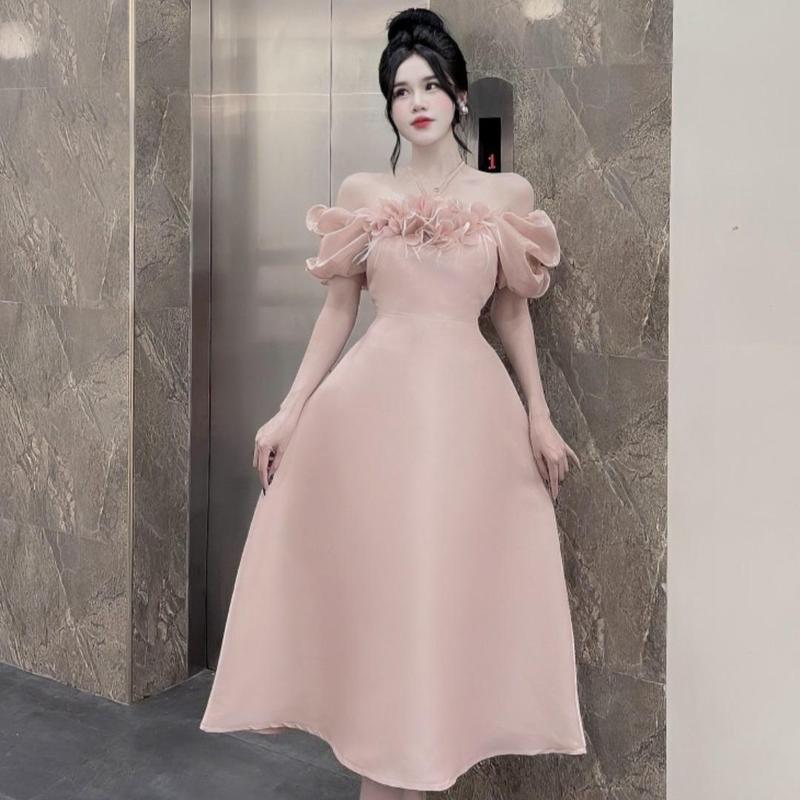 Lyra VTT087 - Đầm tafta dáng dài đính hoa ngực vai bèo siêu xinh