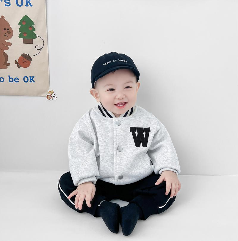 Product Introduction of Infant Toddler Jacket Ins Spring Autumn New Boys and Girls Short Baseball Jacket Baby Embroidered Letter Jacket Trendy 24