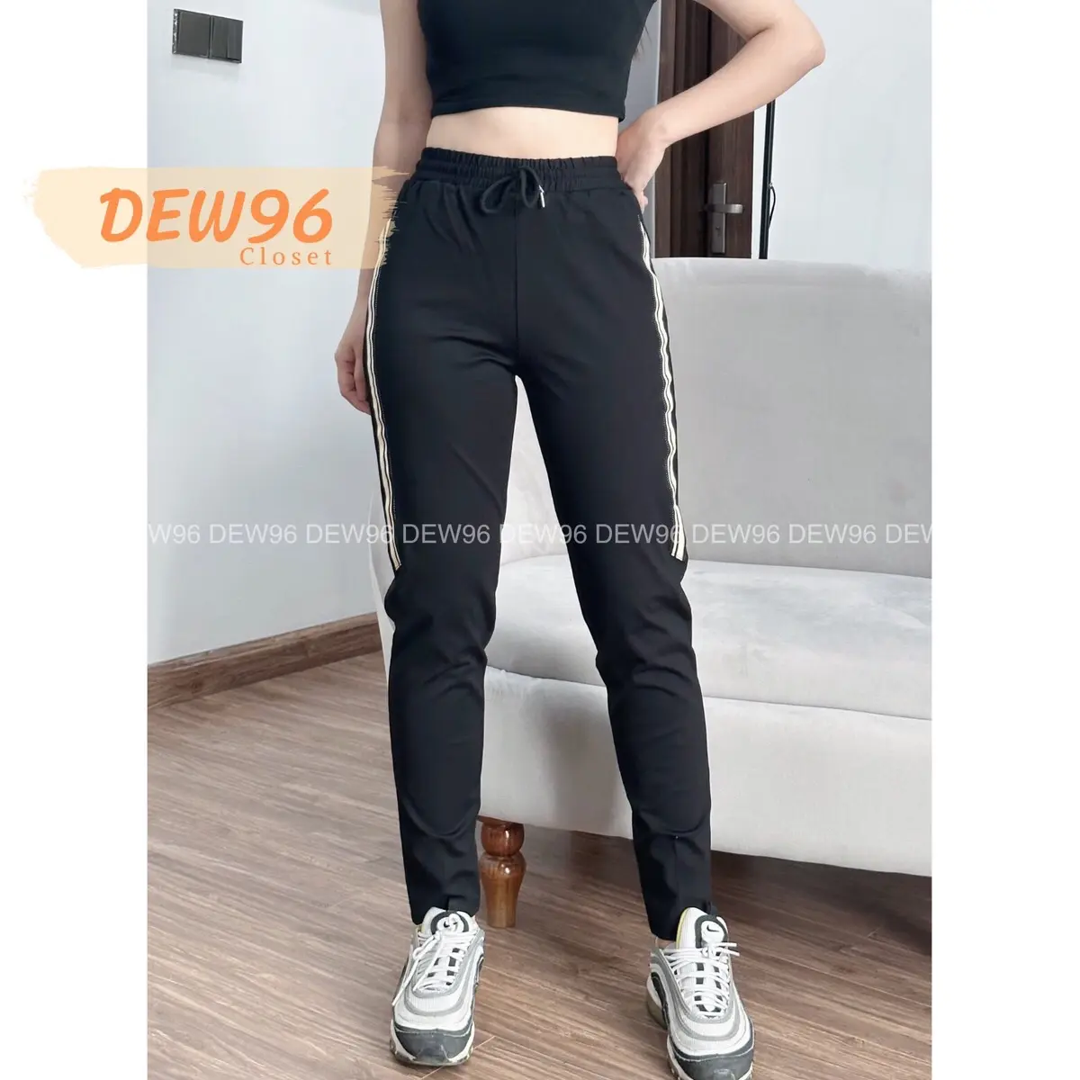 Quần jogger nữ thể thao chất vải umi hàn co giãn, thấm hút nhanh khô cạp chun dây rút Sport