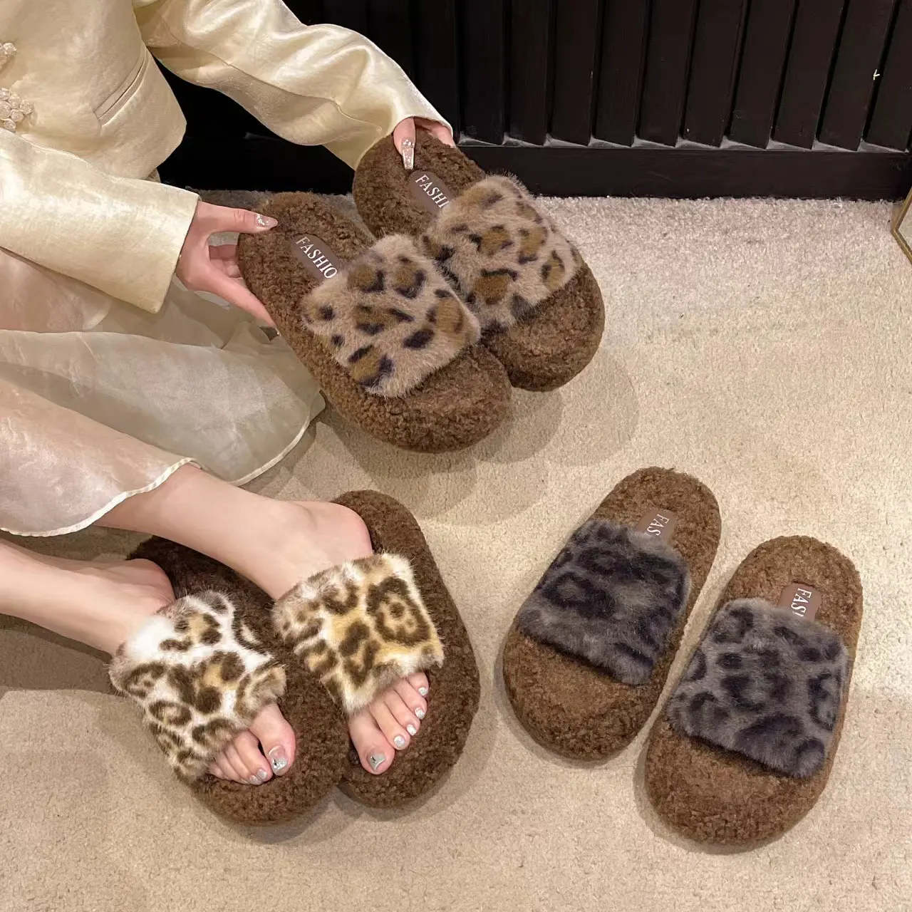 Dép Lông Đế 3cm Hoạ Tiết Lông Báo Nữ Đi Trong Nhà Êm Chân Nhẹ Chống Trượt Đế Mềm Lông Thỏ Hàng  QCCC