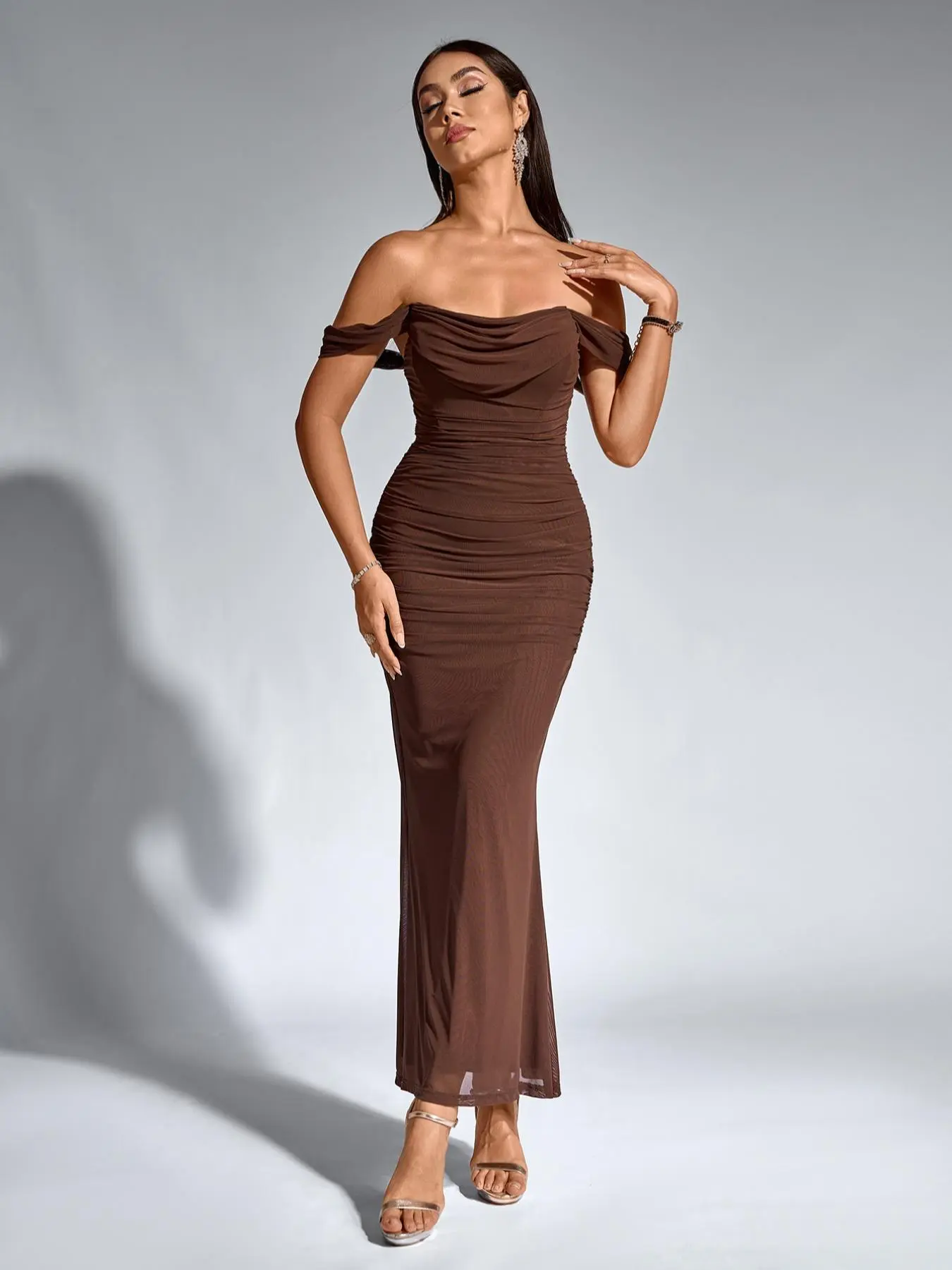 Women's Off The Shoulder Ruched Draped Backless Bodycon Dress, Elegant Zipper Back Long Dress for Party Club Dating Wear, Ladies Summer Clothes, Womenswear