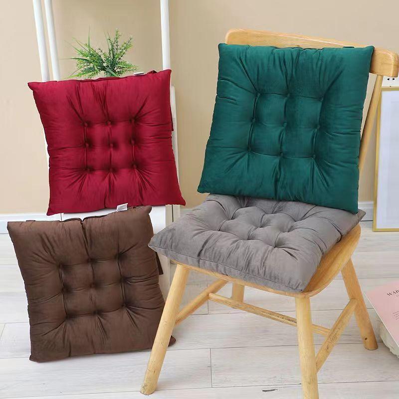 Product Introduction of Thickened butt cushion, special chair cushion for bedroom, detachable and washable simple design, suitable for office chairs, comfortable hip cushion, enhance sitting experience 13