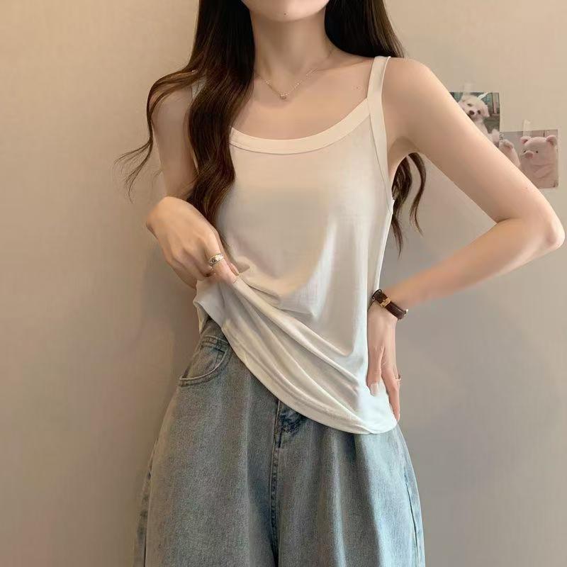 Product Introduction of 2025 Plus Size Black Camisole for Women Spring Summer Sleeveless Base Shirt Versatile Commuting Design 9