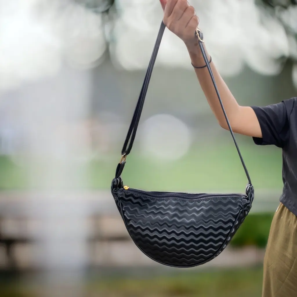 Tas Clova Slingbag Wanita Terbaru Premium Selempang
