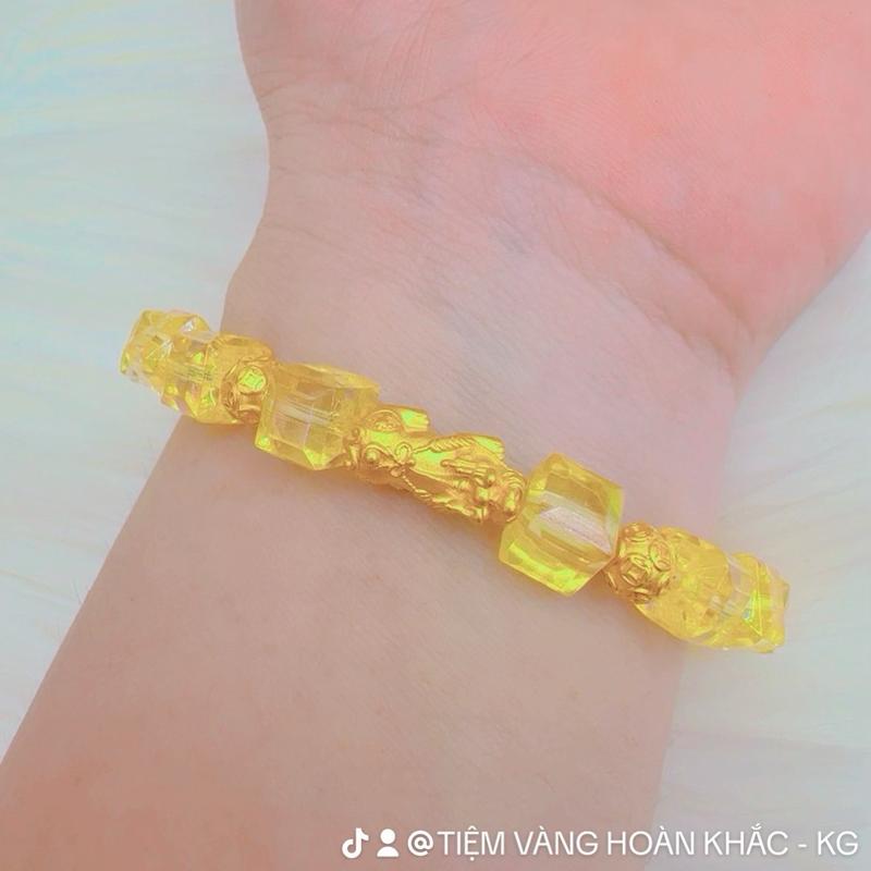Phụ kiện vòng tay trầm hương phối tỳ hưu V9999 Hoàn Khắc (chủi 10li) 1