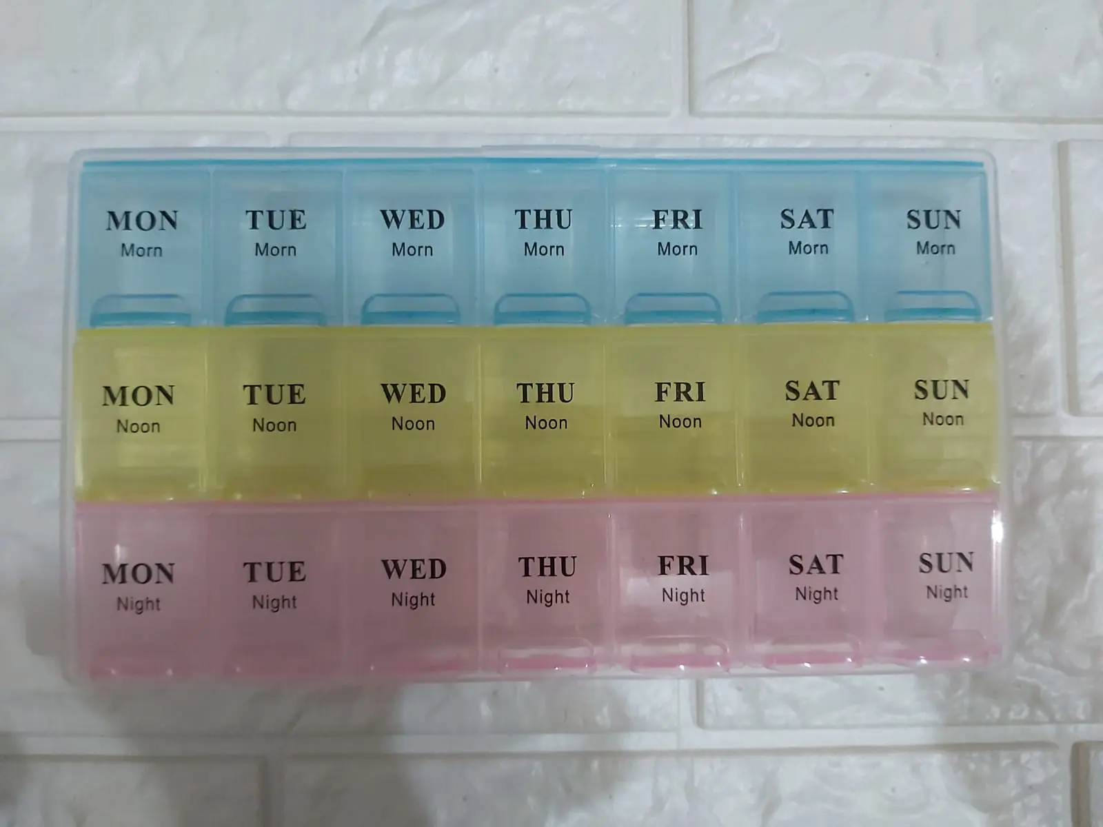 Kotak obat Medicine Travel Box Kotak Obat Kotak Obat Harian 3 X 7HR pagi siang malam