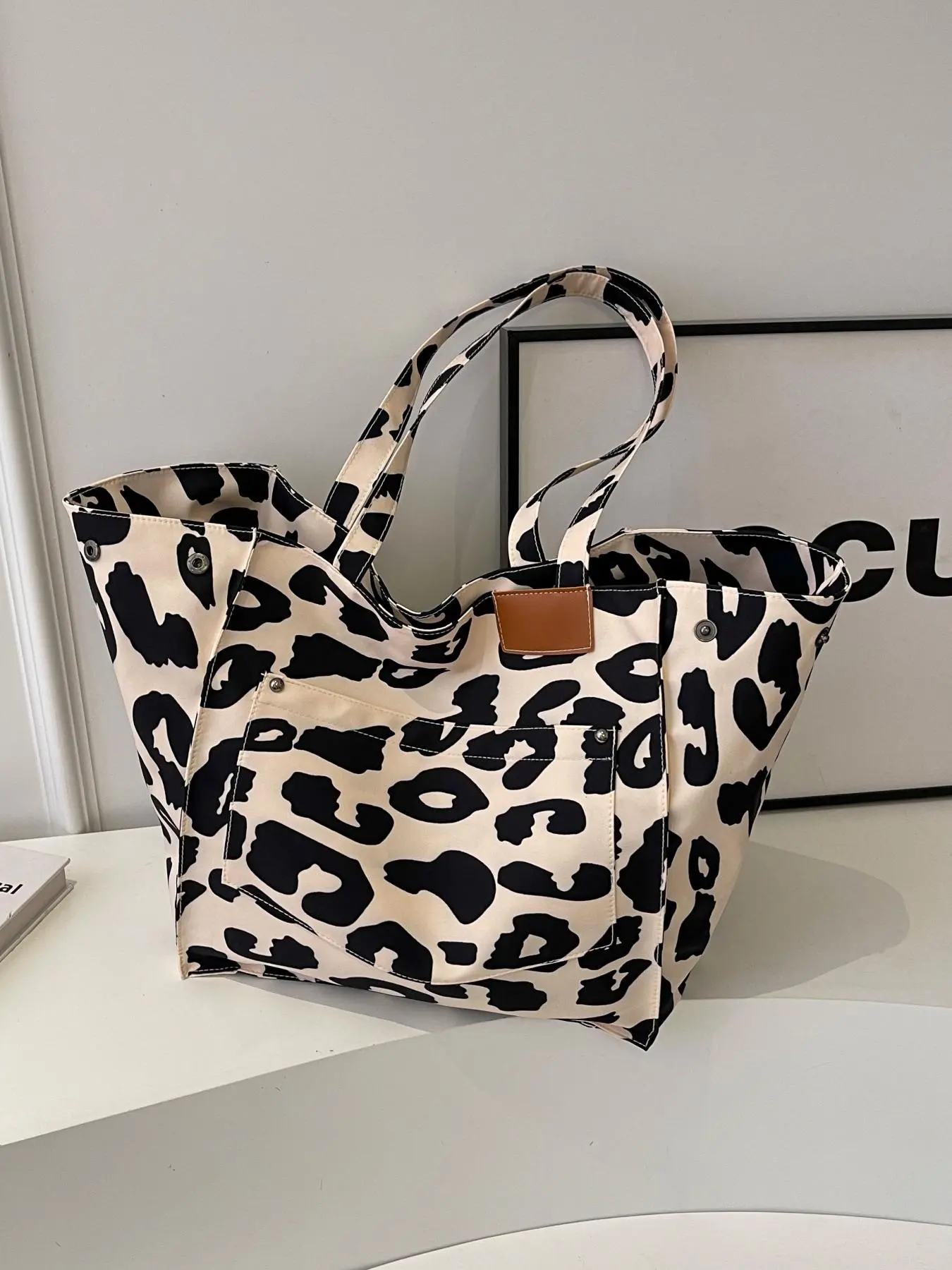 Fashion Leopard Pattern Tote Bag, Large Capacity Shoulder Bag for Women, Casual Trendy Versatile High-quality Daily Commuting Bag, Girl Fashionable Bag