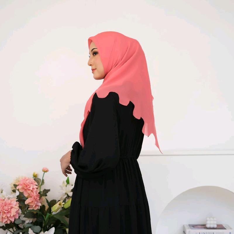 Hijab Segiempat Lasercut Gelombang Polycotton Bella Square 2