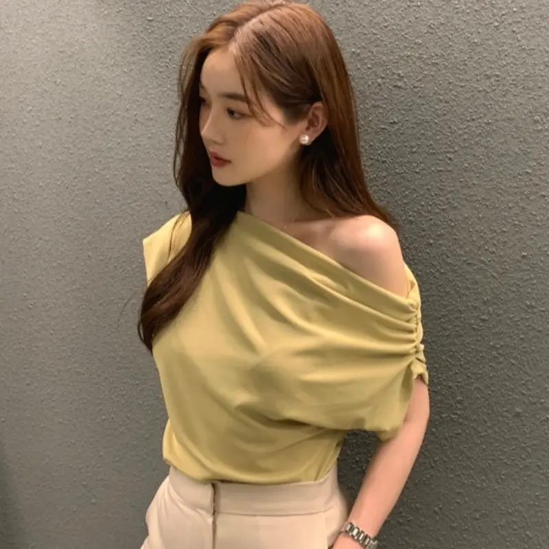 #SS24-OOTD-South Korea Ins Summer New French Gentle Design Oblique Shoulder off-Shoulder Short Sleeve T-shirt Women's Temperament Show Top