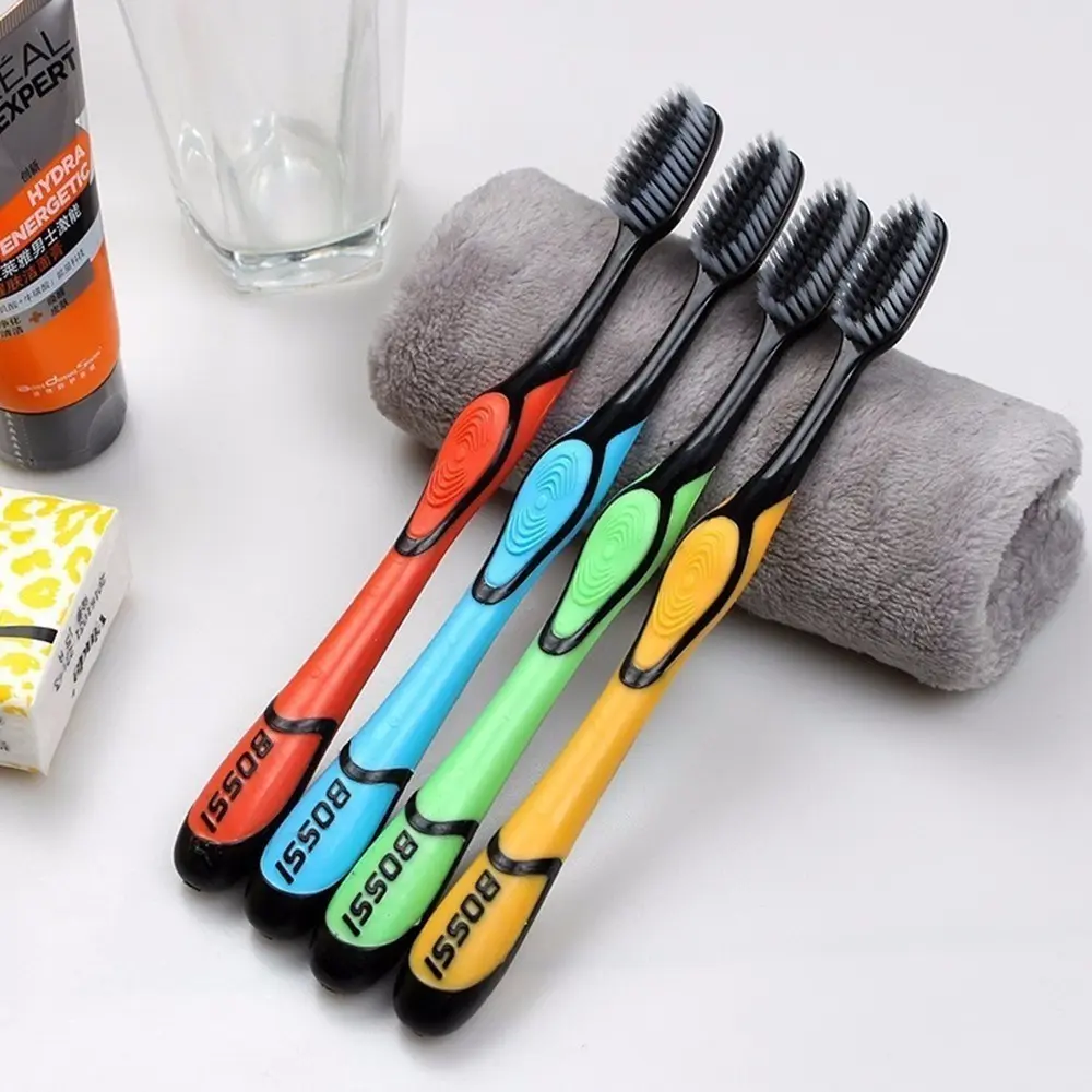 HỘP 30 Chiếc Bàn chải đánh răng than tre hoạt tính BOSSI 921 Nữ Trắng Răng