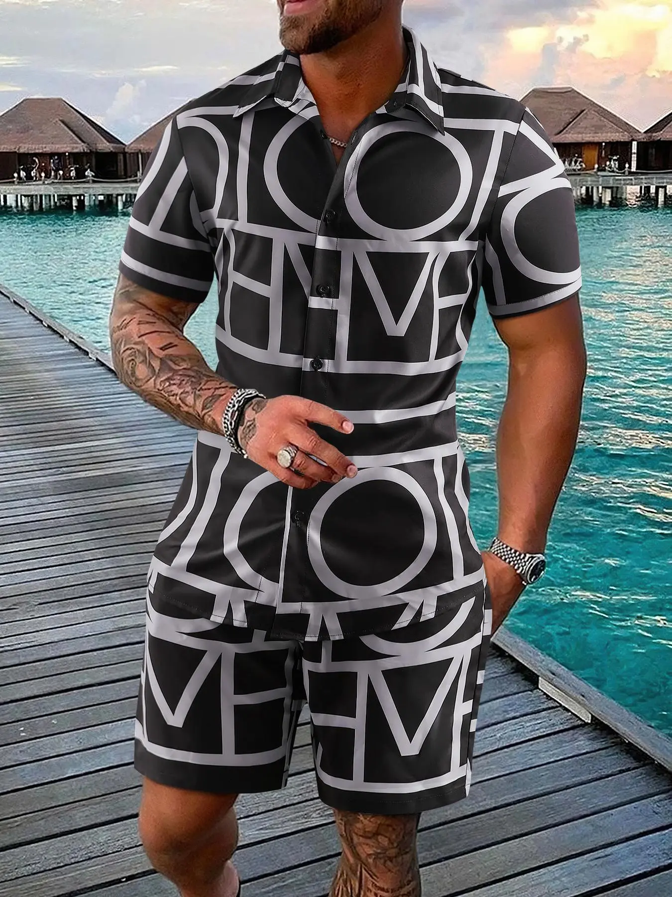 Men's All Over Geometric Print Drawstring Two-Piece Set, Regular Fit Casual Short Sleeve Top & Pocket Shorts, Men's Summer Outfits for Beach Vacation