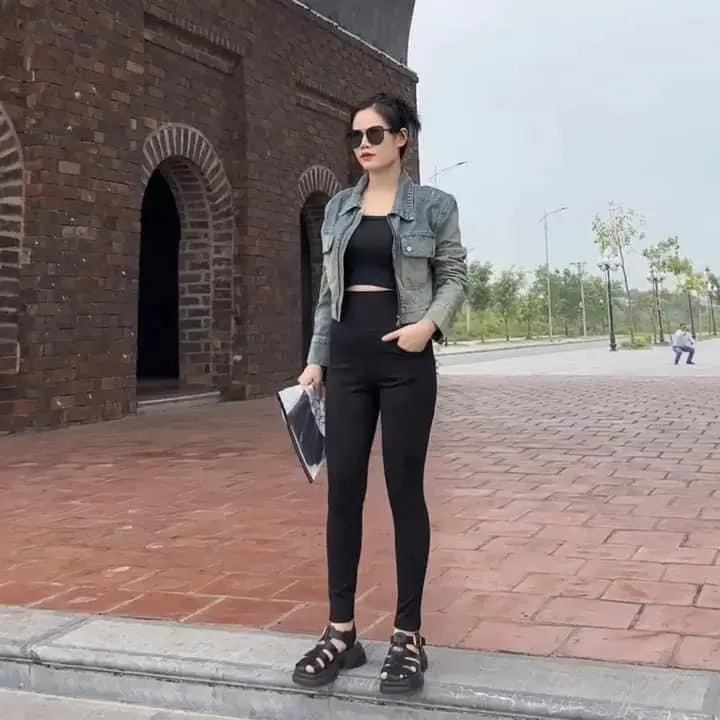 Quần lenging 4túi, Quần lenging  cạp cao gen bụng, Quần lenging  chất liệu  umi Hàn co giãn bốn chiều chỉ giặt tay năng động Legging Nữ