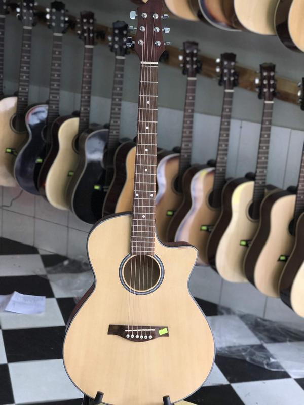 Đàn Guitar THANHLY-01 ST.Real Guitar Sài Thành