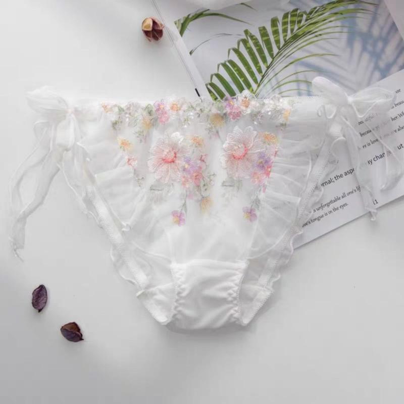 Product Introduction of QUẦN LÓT NỮ REN THÊU HOA LƯỚI CO GIÃN THOÁNG MÁT CỘT DÂY PHONG CÁCH NHẬT DỄ THƯƠNG Women 13