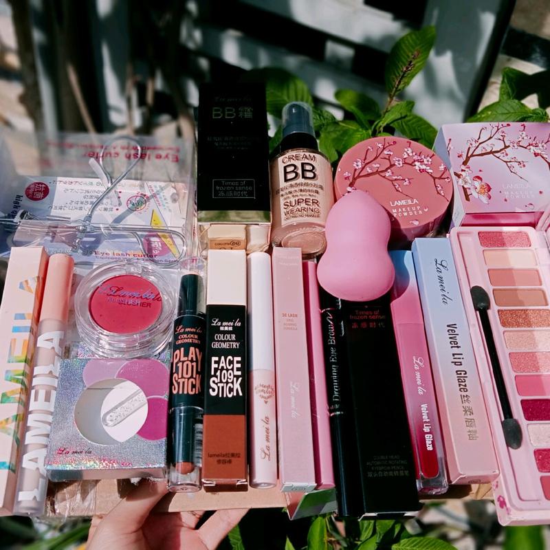 ( Tặng bộ cọ 8 món) Trọn bộ trang điểm 12 món cực đẹp/ cao cấp/ son/kem nền/makeup cá nhân