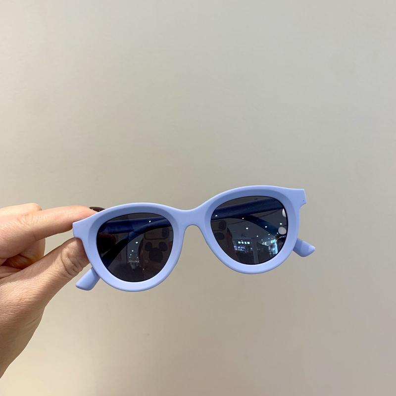 Product Introduction of Kính Râm Trẻ Em, Phong Cách Hàn Quốc, Thích Hợp Cho Bãi Biển Bờ Biển Mùa Hè, Chống Tia Cực Tím, Màu Trơn Được Làm Bằng Silicon Mềm Cho Bé, Chống Nắng né  mũi 3