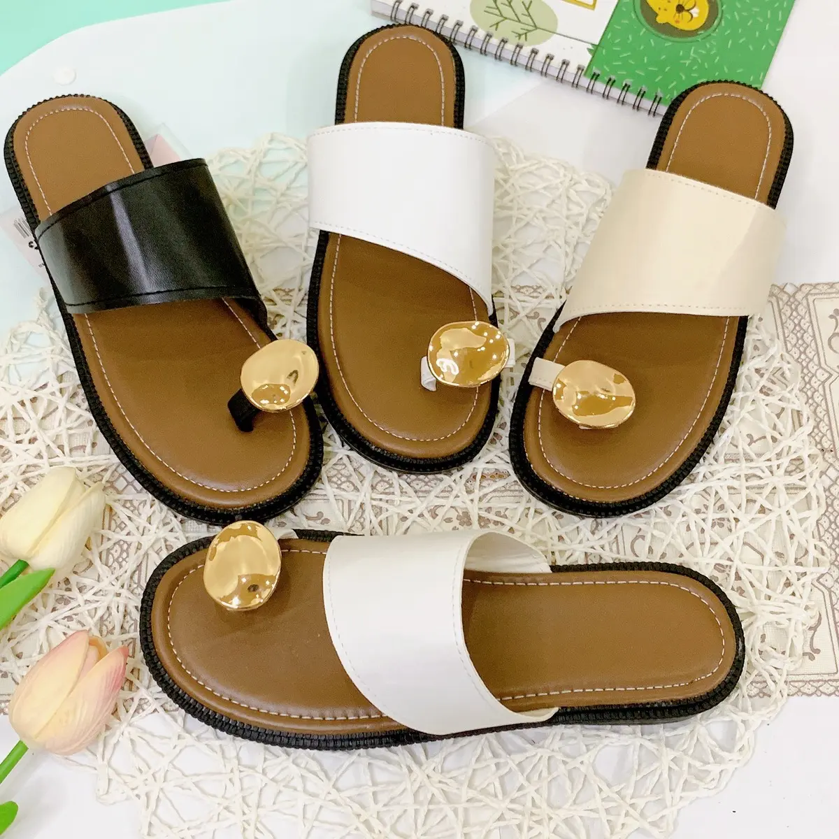 Dép bệt nữ xỏ ngón đính khuy lớn Đế 2p,  Trắng đen be ( chuẩn size) DéP Shoes GiàY Sandal Nhung