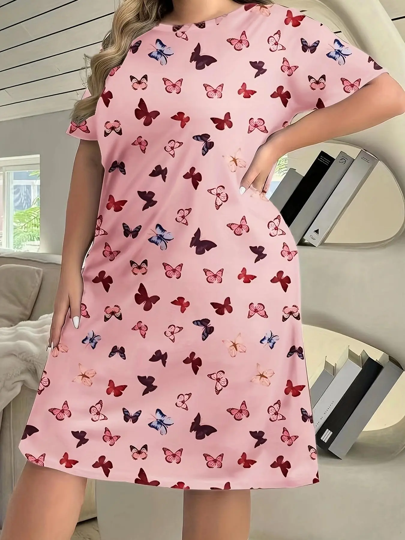 【Plus Size】 Butterfly & Rabbit Print Round Neck Nightdress, Casual Soft Comfortable Short Sleeve Nightgown for Women, Women's Sleepwear for All Seasons
