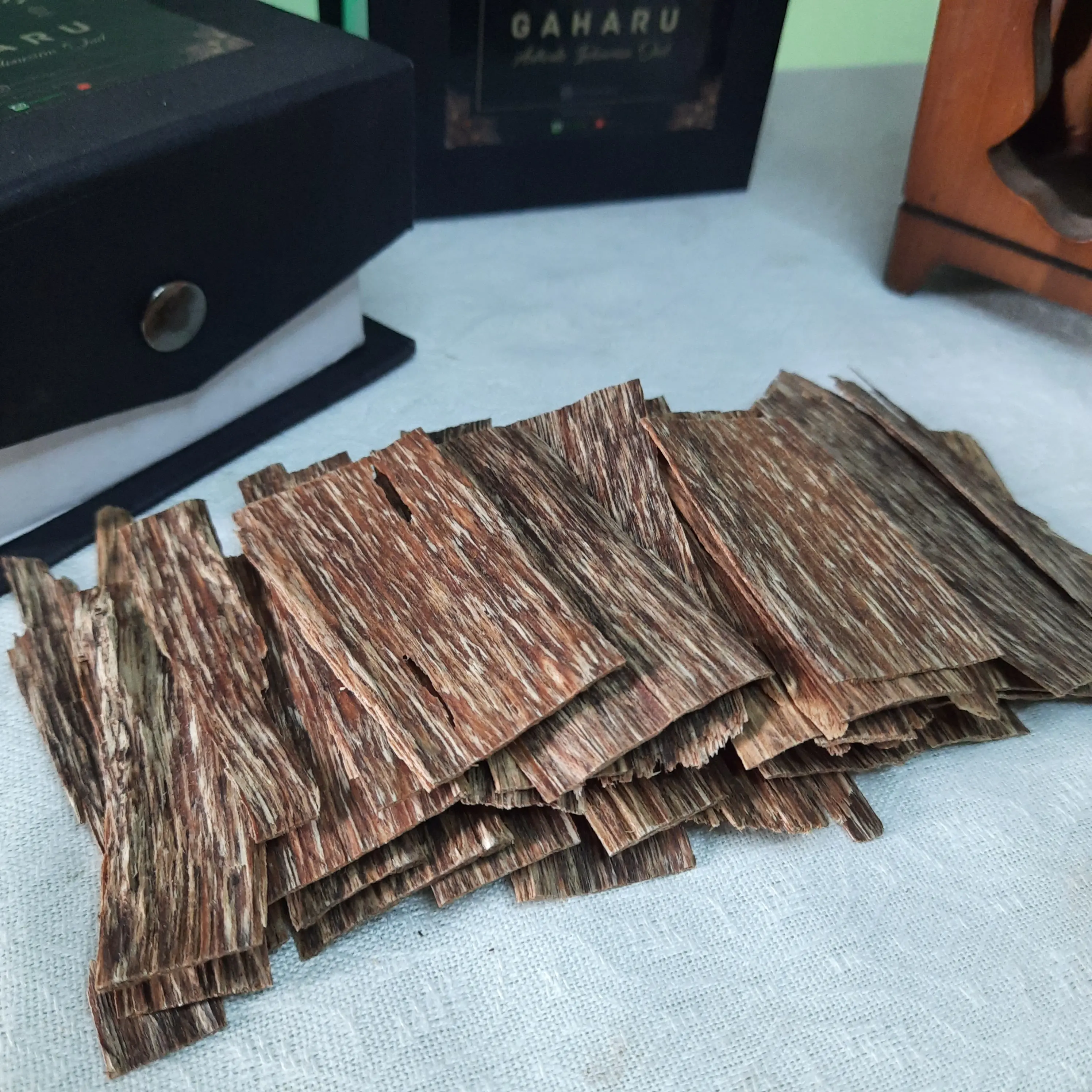 Kayu Gaharu Asli Kulitan Natural Oud Agarwood - BUHUR Bukhur Dupa Wangi