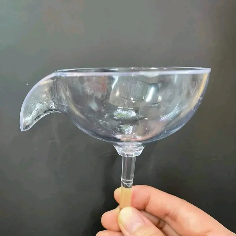 Ly xếp tháp 2