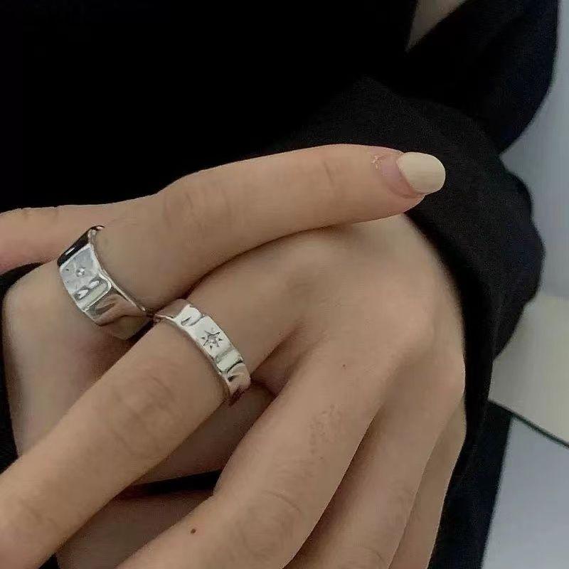 Product Introduction of [ 14k People Collection] Ins Silver Couple Rings Starburst Zircon Diamond Rings Unisex Niche Design Irregular High-end Adjustable Rings 4