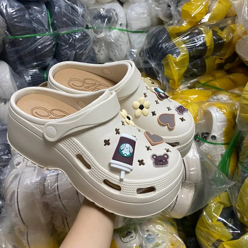Sục nữ đế cao 8cm siêu nhẹ EVA Cham gấu trà sữa  mang êm chân 4