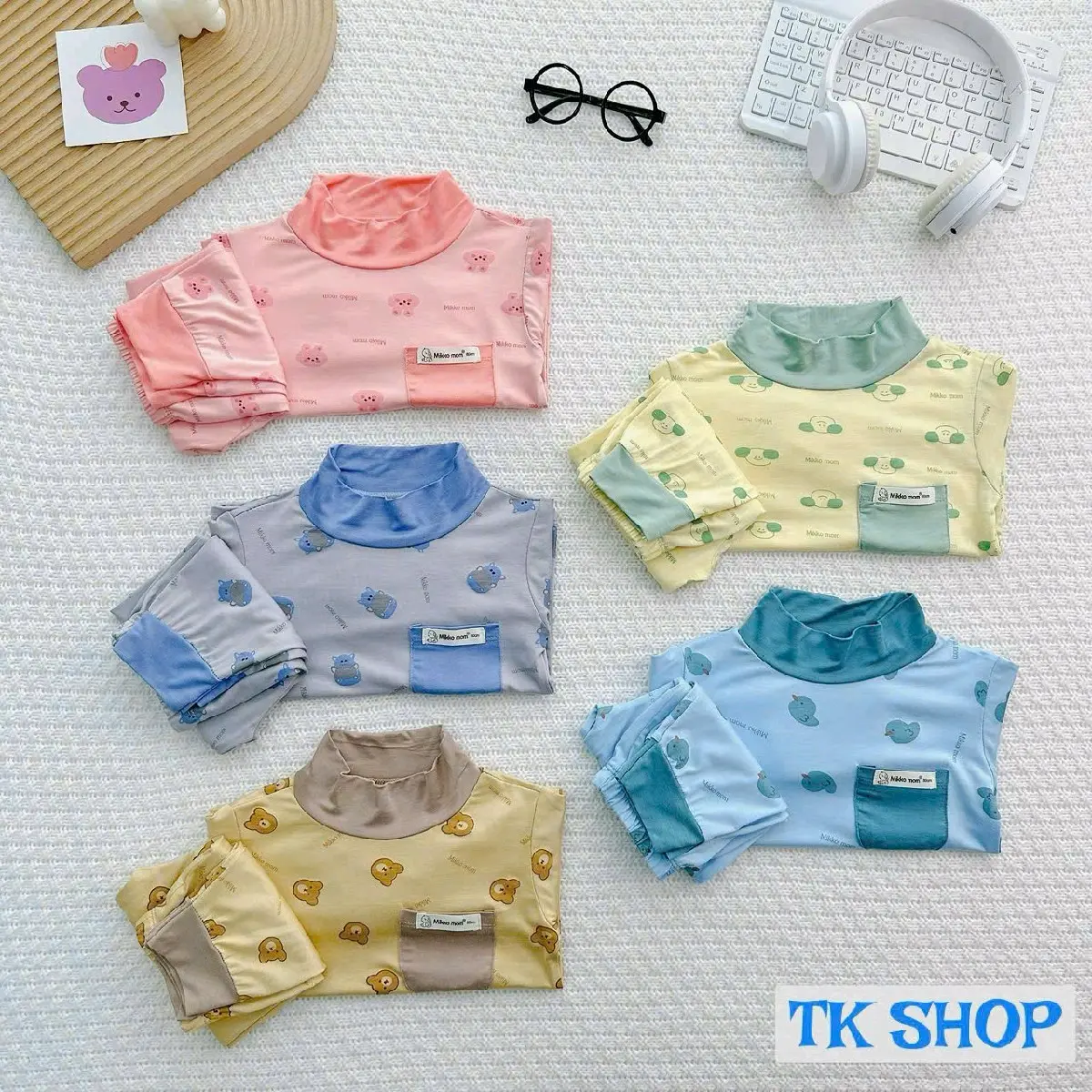 combo 2 bộ thun dài tay Mikko Mom , cổ cao 4.5cm có size cho bé từ 7-16 kg .mặc ngủ điều hòa, mặc đi chơi , đi học