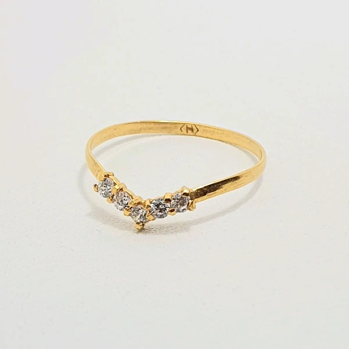 Cincin Emas Mda V Mata Putih 1/2 Gram