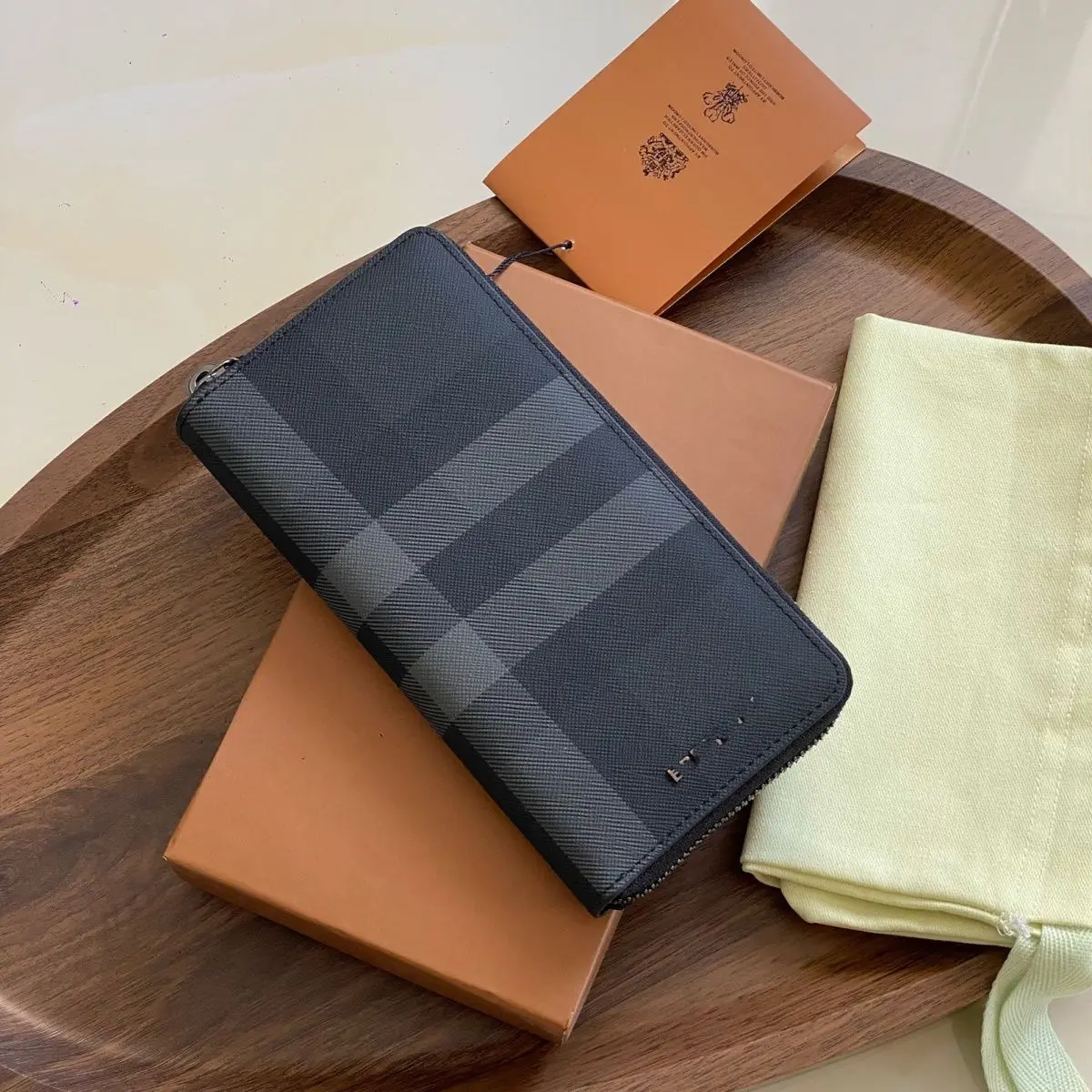 Good-looking Men's Plaid Long Zipper Wallet Ins Style Portable Clutch