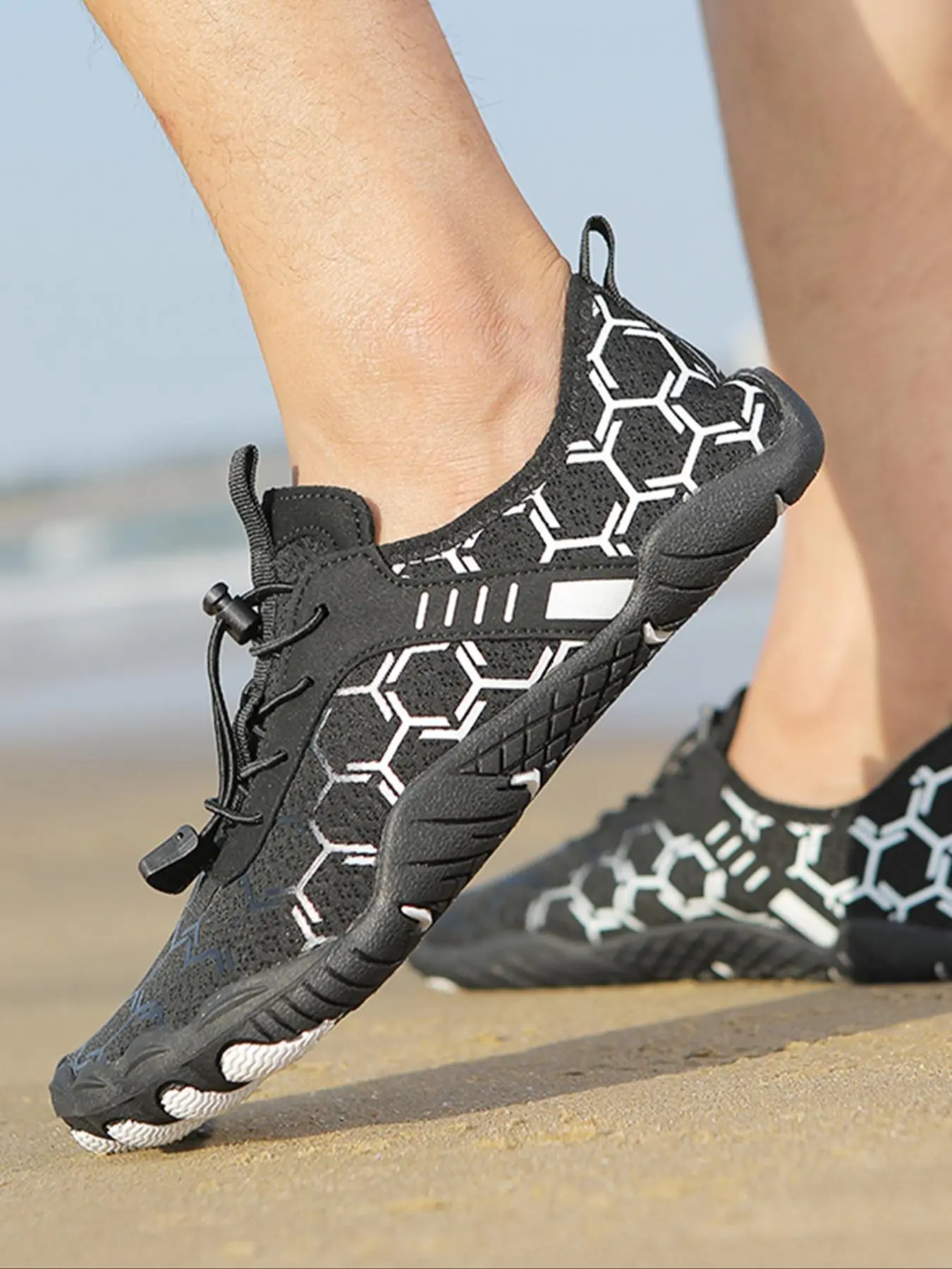 Unisex Geometric Pattern Drawstring Design River Trekking Shoes, Breathable Comfortable Sports Shoes for Outdoor Activities, Water Shoes, 2024 Summer Water Shoes Aqua Shoes, Back To School Shoes, Swimming Water Shoes