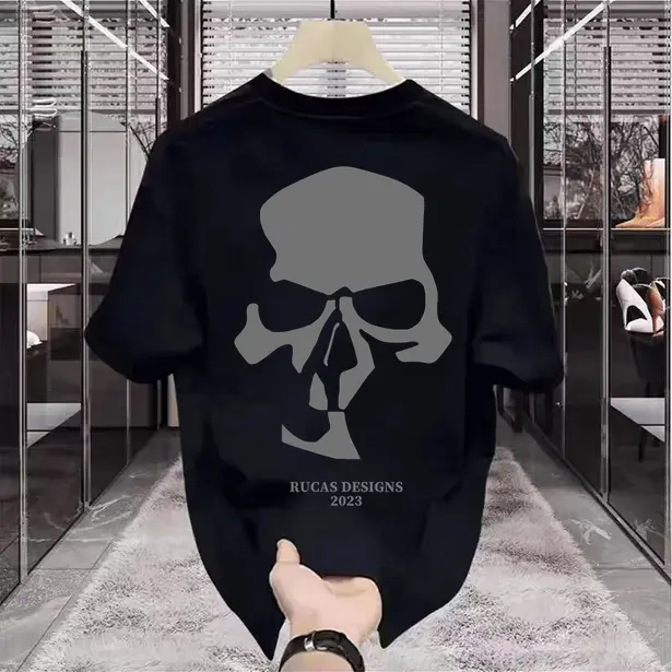 Rucas Delivery II Hand Stitch Monogram Skeleton Tee Original  - MonogramPakaian Berkualitas kaos  Dasar Pria Kaos Santai Kaos Hipster Kaos yang dicetak t-shirt  Pria&Wanita Kaos Gaya Liburan