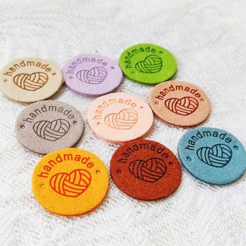 Random Color Heart & Letter Pattern Sewing Label, 25pcs/set Round Tag for DIY Hand Craft, Knitting & Crochet Supplies 0