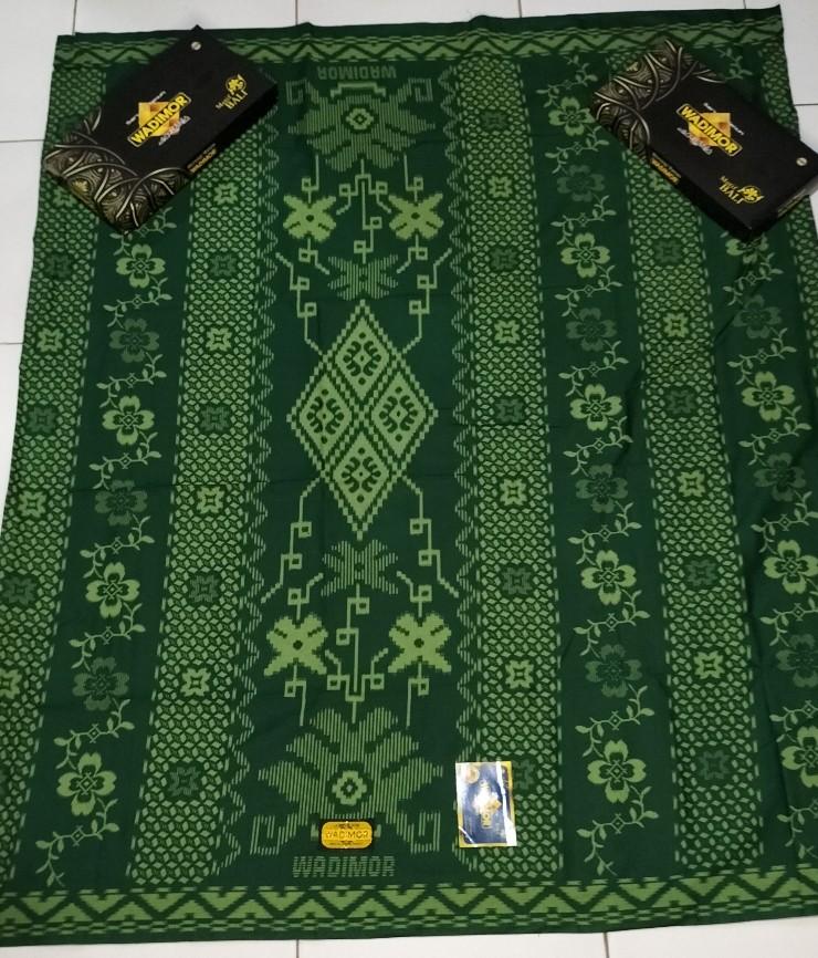Product Introduction of Sarung Wadimor Bali Motif Terbaru Full Kembang Sarung  Standar Dewasa 2