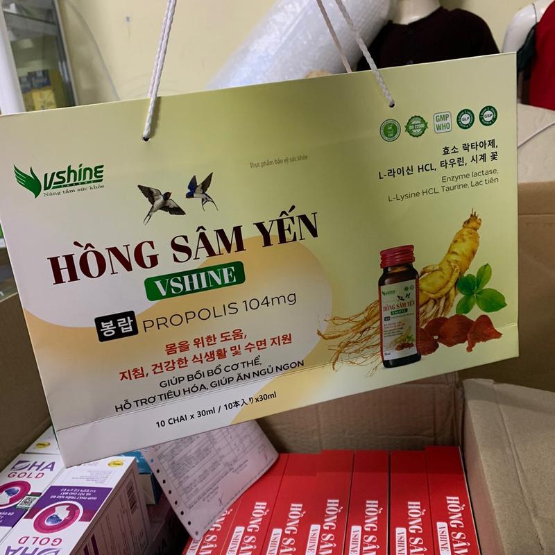 Nước uống Hồng sâm Yến vshine ( hộp 10 lọ) 1