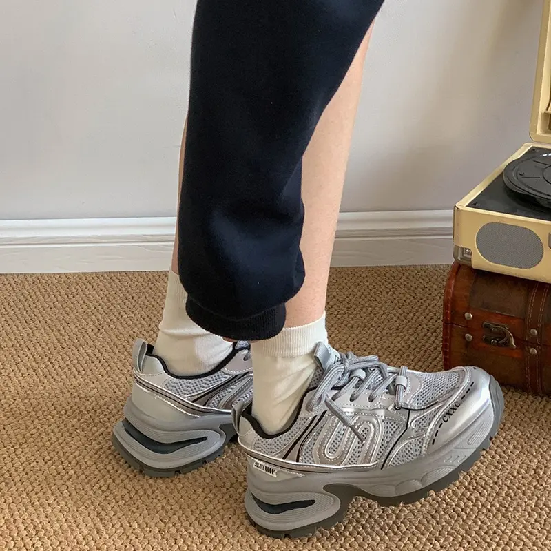 Giày thể thao nữ đế êm cao bánh mì dáng sneaker độn đế siêu hack dáng CÓ SẴN chuẩn size S015 3