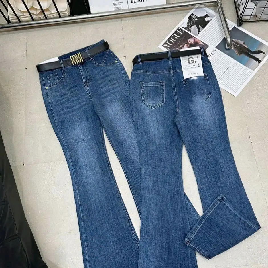 Quần jean loe 2 mầu xinh 2025 trẻ trung khoe chân dài. Nữ Women