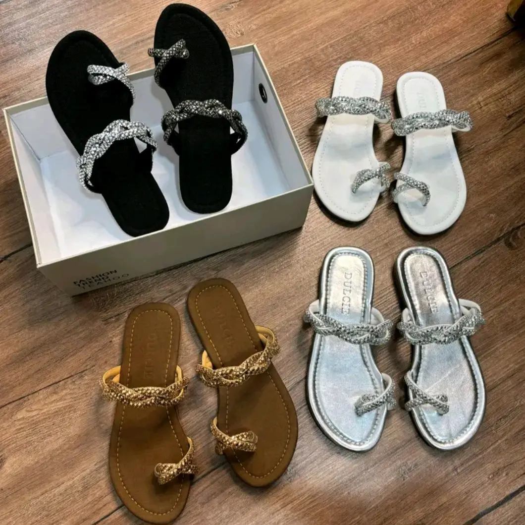 Giày Dép Nữ Mũi Tròn Xỏ Ngón 2 Dây Đá Quai Thắt Bện Sáng Lấp Lánh - Chất liệu da và vải cao cấp