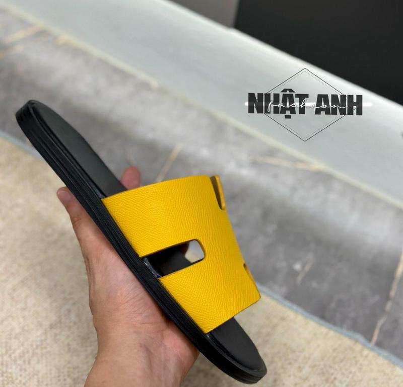 DÉP NAM - SC FORM LIKE AUTT -  FULLBOX - QUAI DA THẬT VÀNG DÀY 4 LI - ĐẾ FIPP SƠN VIỀN ĐEN Đế Bằng Sandal Caro DéP Cao Su Chống Trơn 0