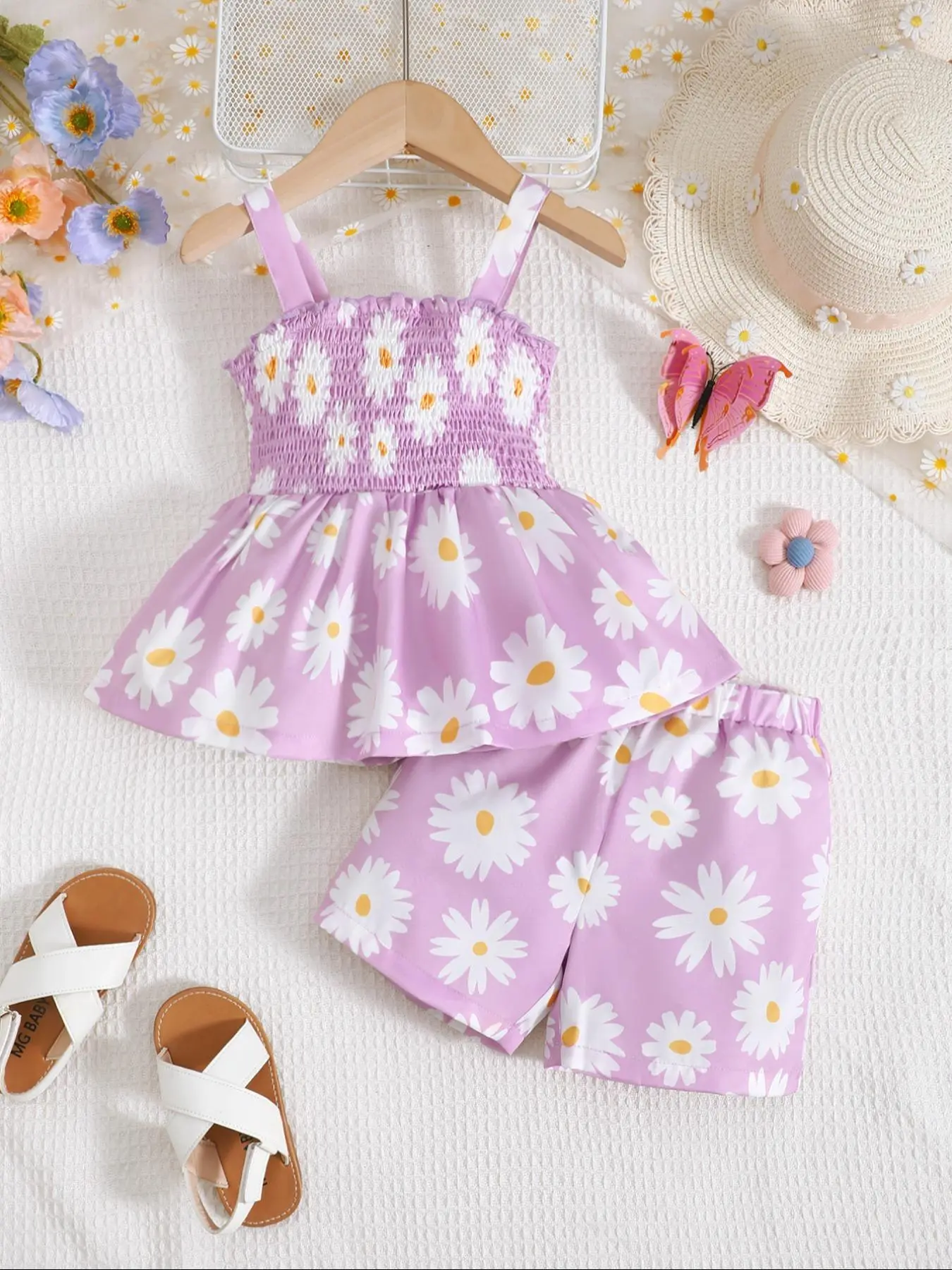 Girl's Ditsy Floral Print Crop Tank Top & Shorts Two-Piece Set, Cute Casual Sleeveless Top & Shorts for Summer, Kids Clothes for Daily Wear
