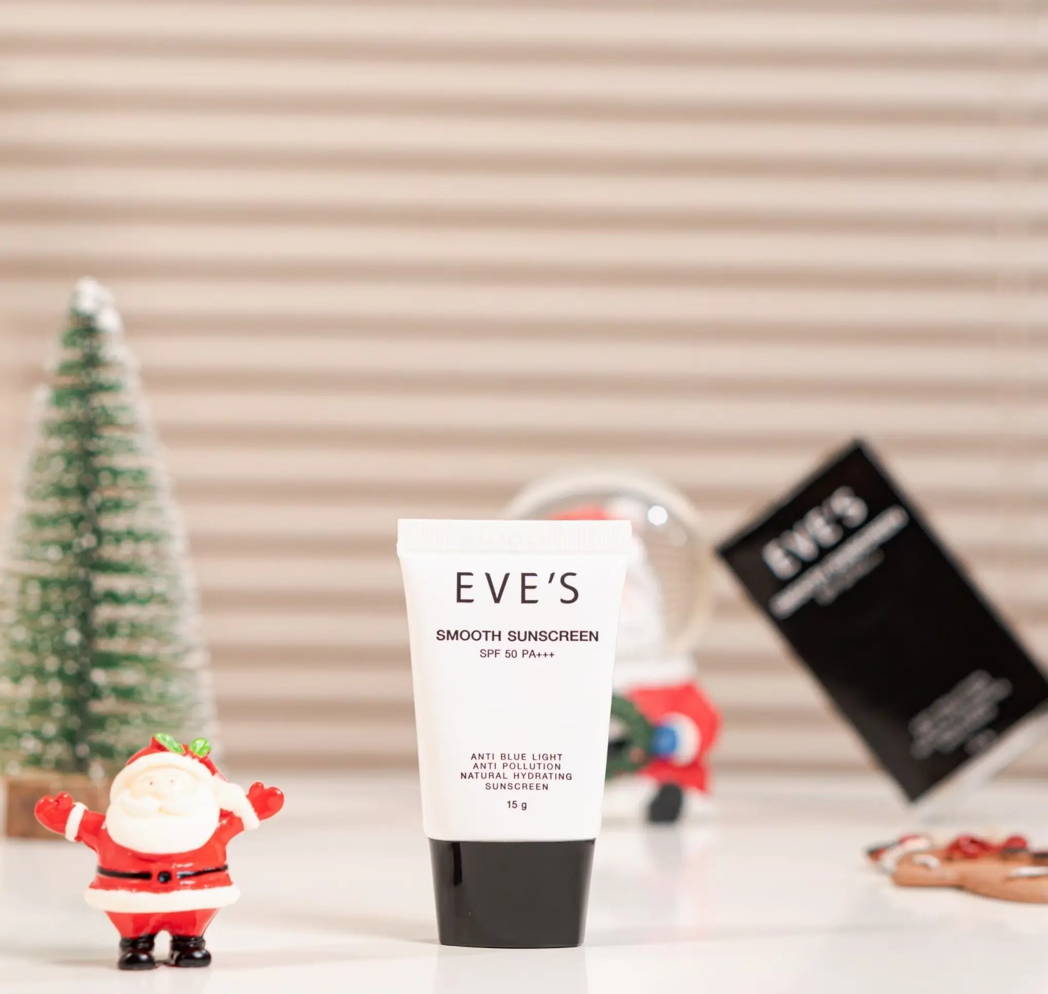 EVE'S (อีฟส์) กันแดดอีฟส์ ครีมกันแดด กันแดดสีเนื้อ เนื้อสมูท ใช้แทนรองพื้นได้แต่ไม่ผสมรองพื้น เกลี่ยง่าย เมคอัพติดทน คุมความมันได้ดี SPF 50 (ของแท้) ใบหน้า สกินแคร์ Skincare Sunscreen