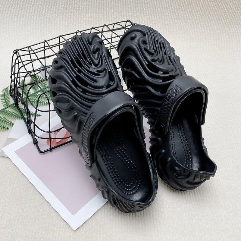 Product Introduction of Men's Clogs Coconut Fingerprint Sandals Soft EVA Material Non-Slip Slippers Couple Sandals 50