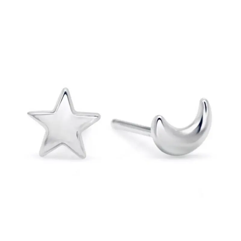Lovely Female Temperament Asymmetry Star And Moon Birthday Gift Exquisite Earrings  E238