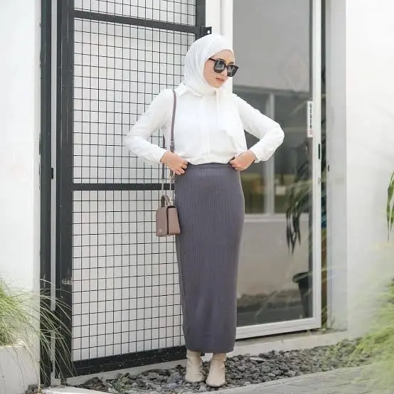 Rok Span knit rok semi rajut Polos Bawahan Simple 0