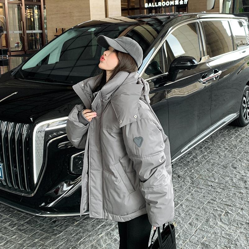 Áo phao béo cao cấp 2025 NAM, NỮ MẶC ĐƯỢC CÓ MŨ KÈM DÂY MŨ VÀ CÚC BẤM, phao béo thêu tim Top